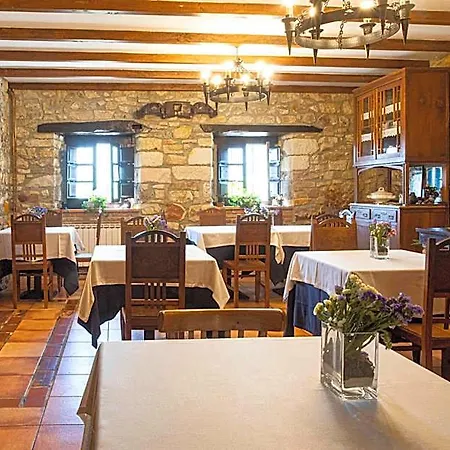 Hotel La Casona De Tresgrandas 3*